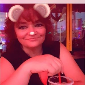 Meet your Posher, Sheri